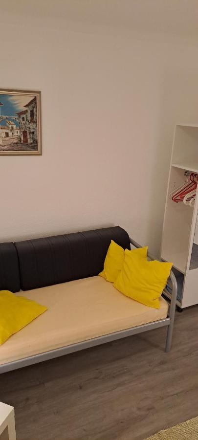 "Baerenhaus" Ferienwohnung Püttlingen Eksteriør billede